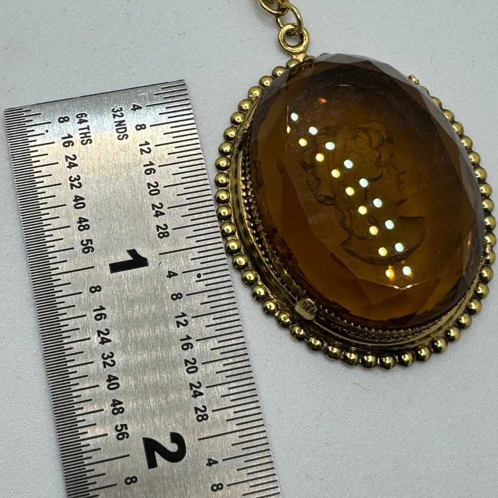Yesterday’s Treasures Vintage Cameo Necklace Amber‎ Glass Reverse 24” Gold Tone